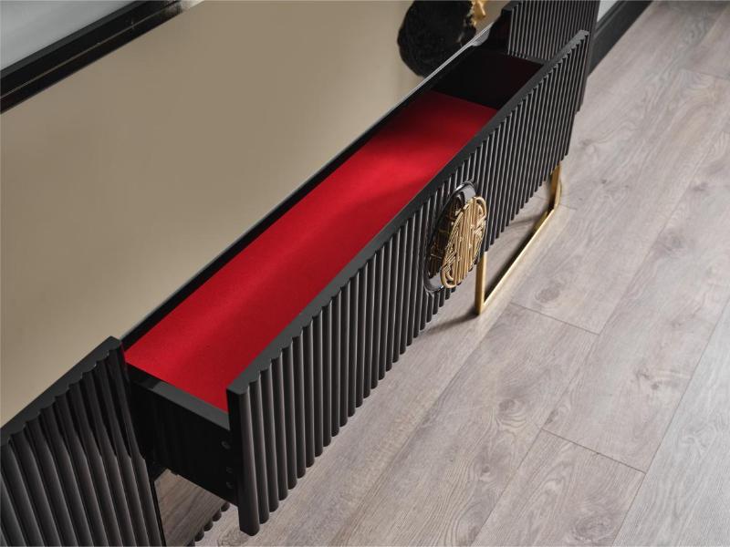 Gucci Siyah Gold Tv Ünitesi