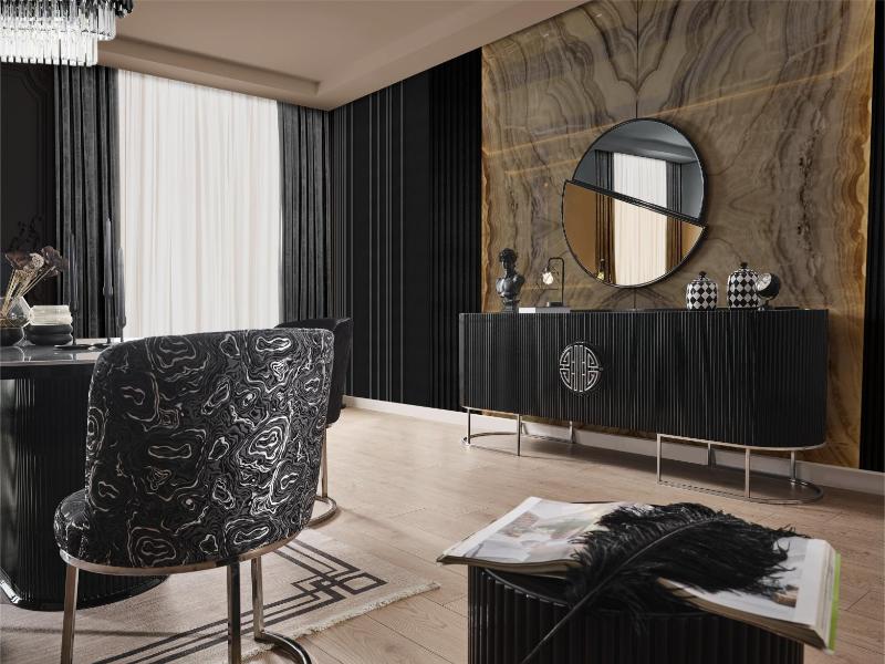 Gucci Siyah Renk Siyah Cam Krom Metal Yemek Odası Takımı 